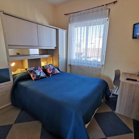 Hotel Le Pasteur Royan Luaran gambar