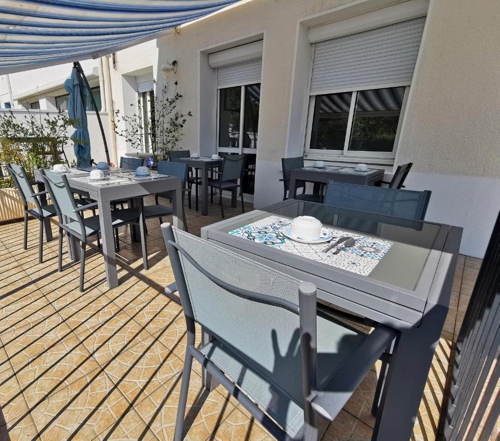 Hotel Le Pasteur Royan Luaran gambar