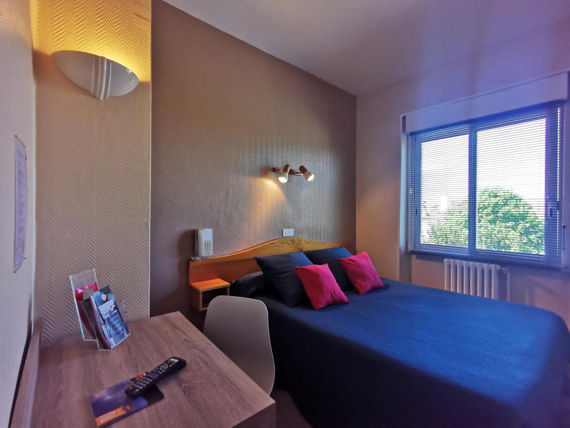 Hotel Le Pasteur Royan Luaran gambar